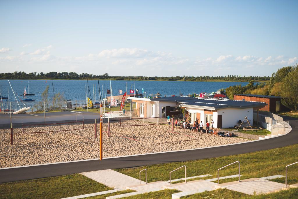 All-On-Sea Camp & Sport Resort Leipzig Am Schladitzer See Rackwitz Extérieur photo